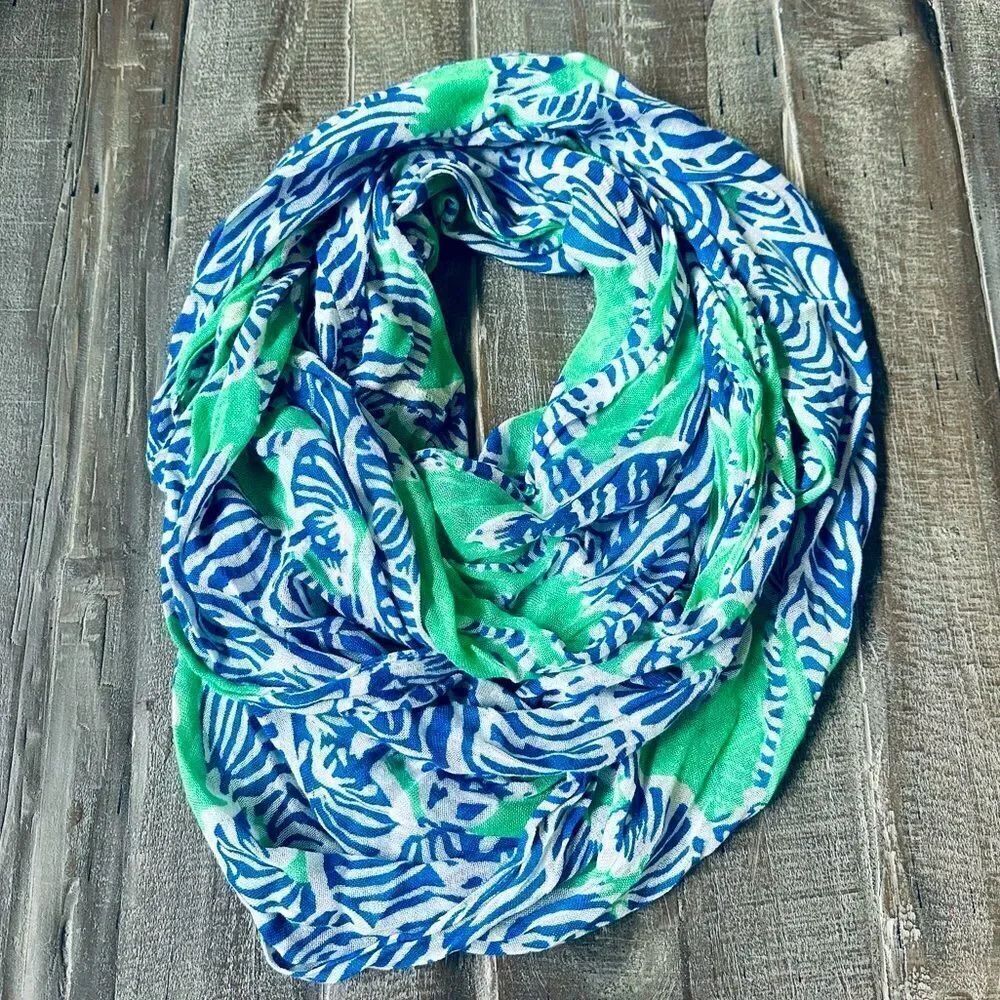 Lilly Pulitzer Tropical Blue Green Print Infinity Scarf